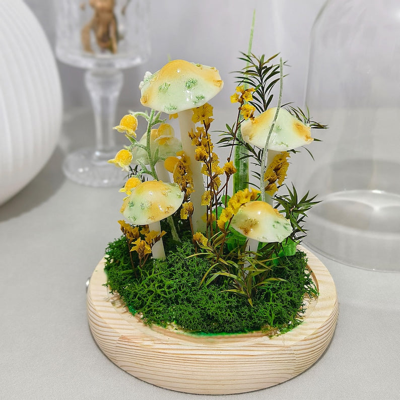 Handmade LED Mushroom Lamp with Dried Flowers and Wooden Base, 12cm Diameter, 17.5cm Height, Battery or USB Powered
