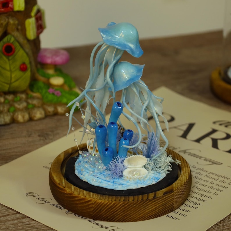 Blue Jellyfish Lamp Ocean Night Light Glass Dome Coral Pearl Decor 17 cm
