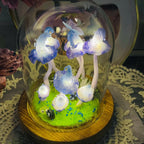 Mushroom Night Light Glass & Clay Lamp with Butterfly, Dried Flowers and Wooden Base, Battery or USB Powered, 12 cm