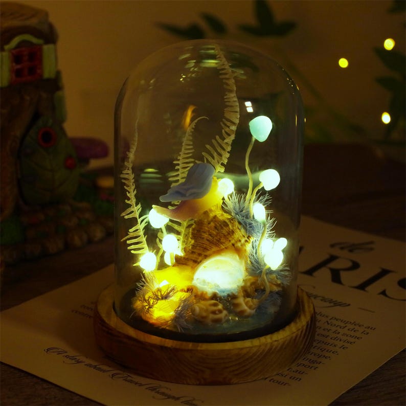 Mermaid Mushroom Night Light Blue Ocean Theme Glass Dome Lamp 17 cm USB Battery Powered