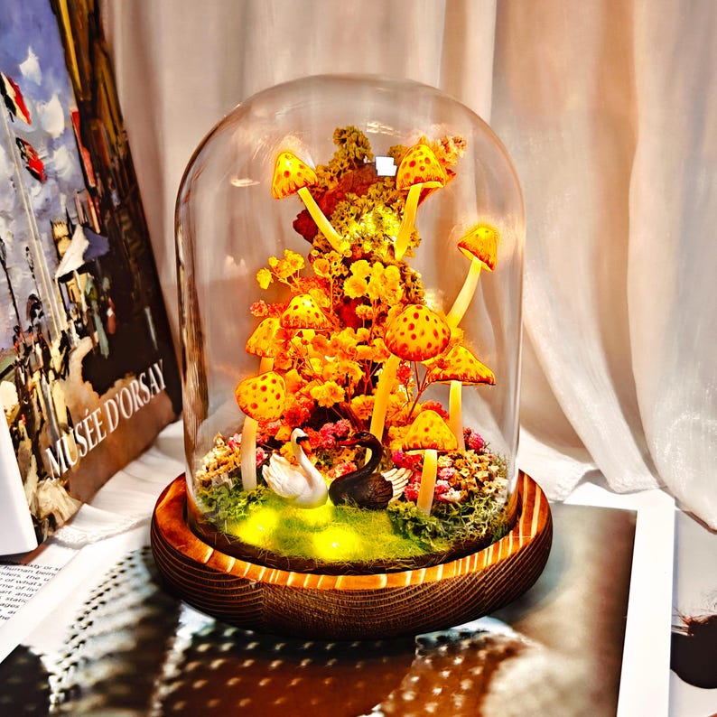 LED Mushroom Night Light with Swan Figurine, Battery or USB Powered, Hand-Sculpted Decorative Lamp for Home Decor, 16x10x10 cm