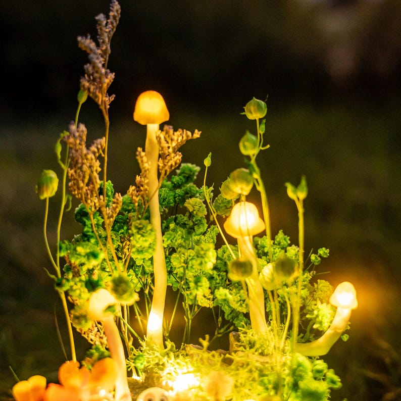 Green Handmade Mushroom Night Lamp with Glass Dome, Forest Mushroom Decor for Bedroom, Art Deco Style