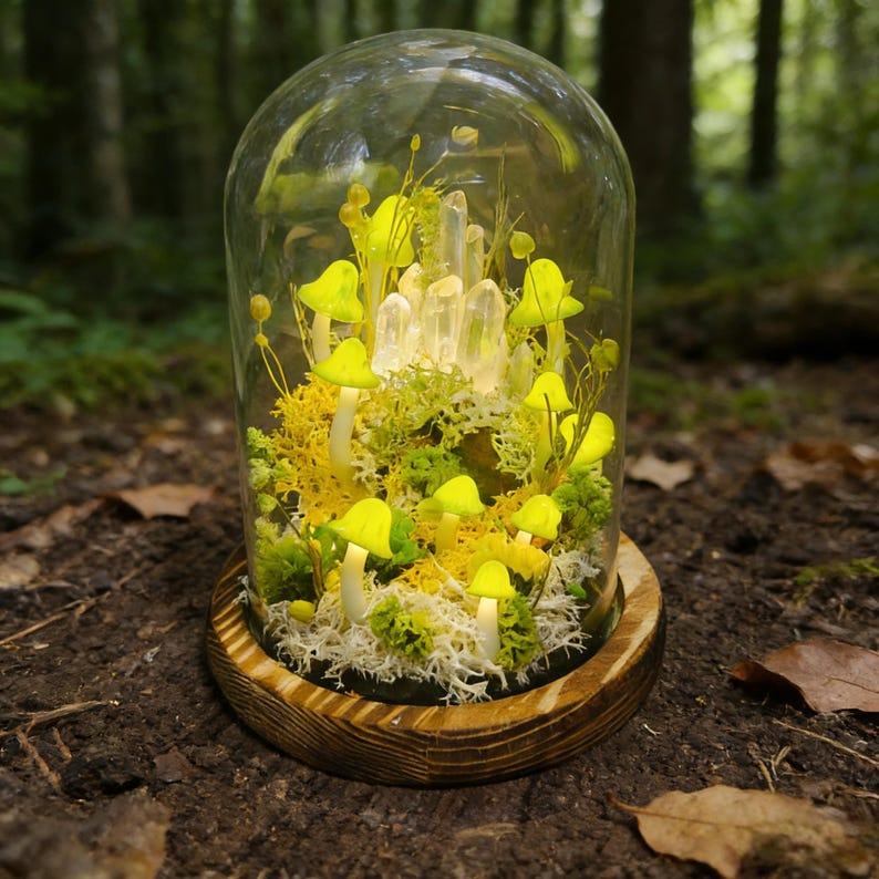 Green Mushroom Lamp with Crystal, LED Night Light, 6.3 Inch Height, Matte Finish, Home Decor