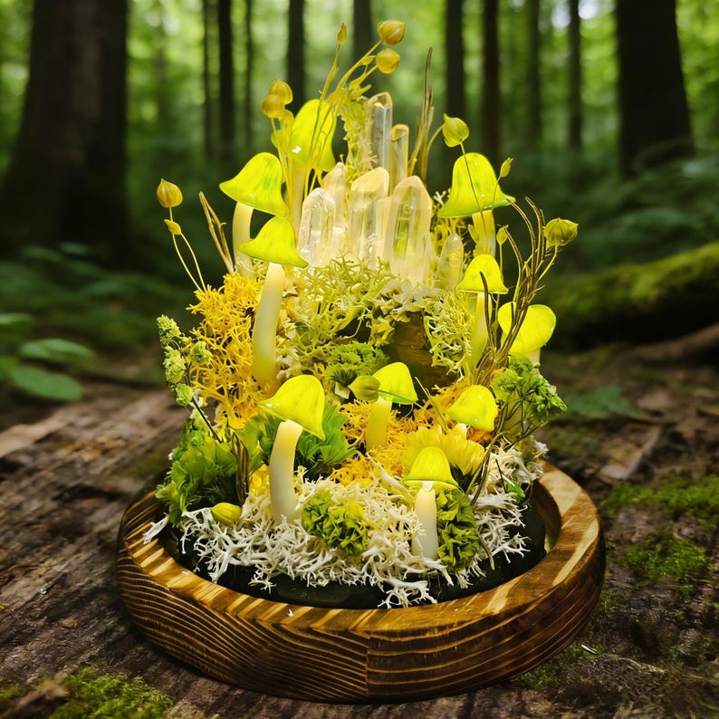 Green Mushroom Lamp with Crystal, LED Night Light, 6.3 Inch Height, Matte Finish, Home Decor