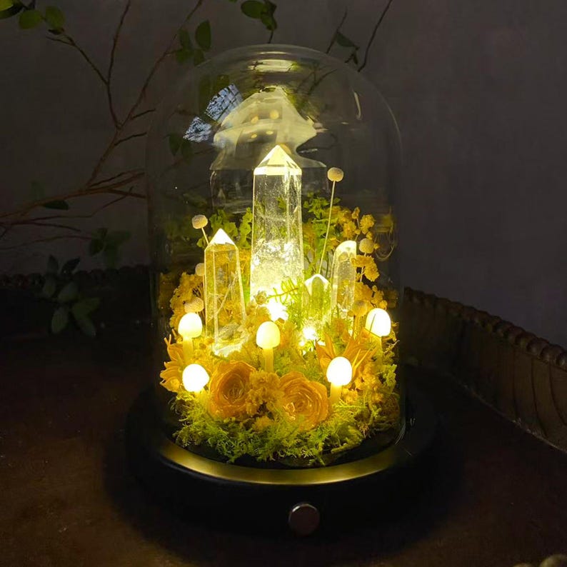 Clear Quartz Crystal Mushroom Night Light with Wooden Base, USB/Battery LED Lamp, 17 cm