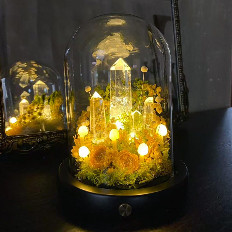 Clear Quartz Crystal Mushroom Night Light with Wooden Base, USB/Battery LED Lamp, 17 cm