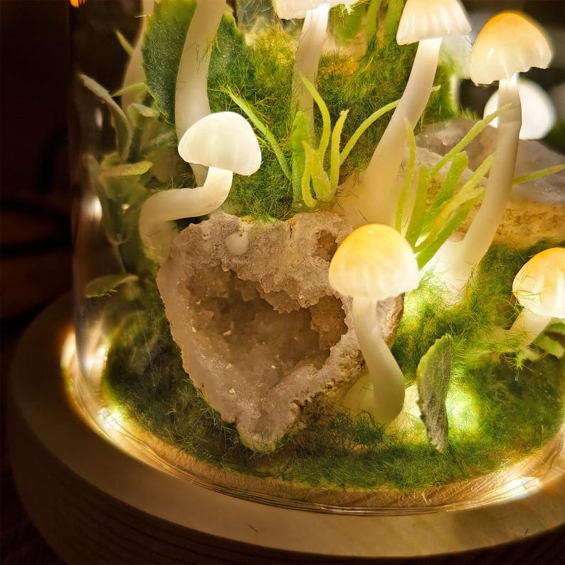 Yellow Quartz & Citrine Mushroom Glass Dome Night Light – LED Desk Lamp with Wooden Base, 12cm Diameter, 17.5cm Height