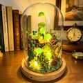 Green Mushroom Lamp with Preserved Hydrangeas, Moss & Wood Base, LED Fairycore Night Light, 16 cm Glass Dome