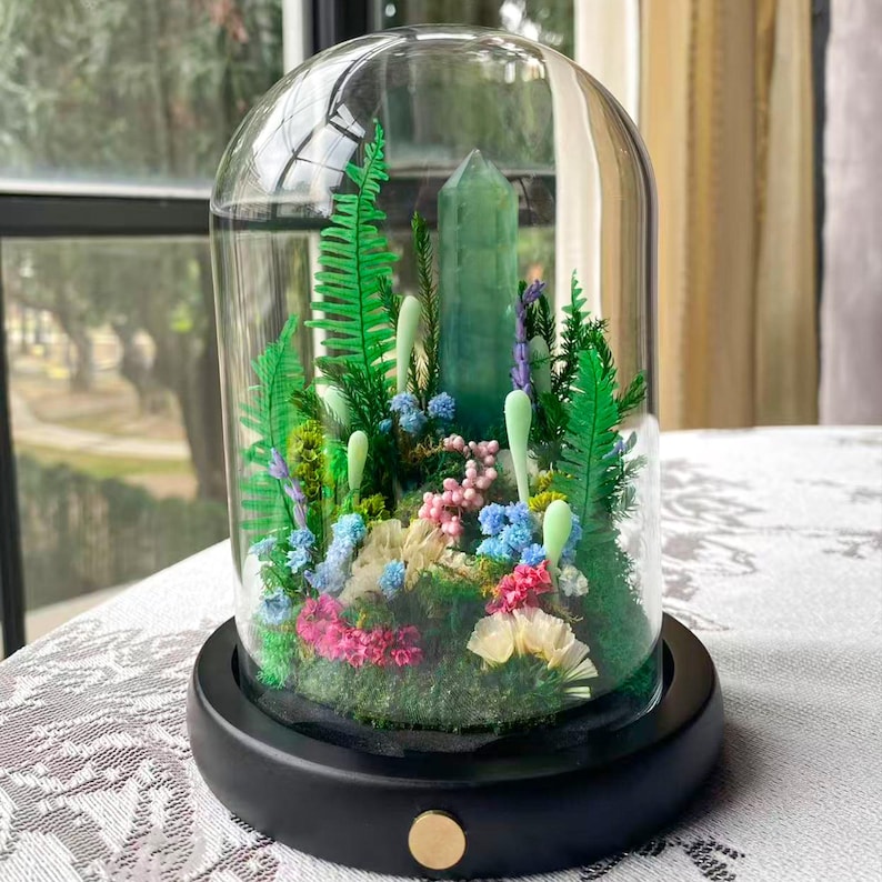 Green Crystal LED Night Light – Handcrafted Wooden Base, USB & Battery Options, 17 cm