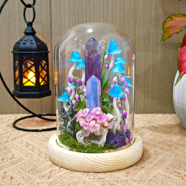 Mushroom Crystal Terrarium Lamp with LED Light, Glass Dome, Wooden Base, 12cm Diameter, 17.5cm Height, Battery or USB Powered