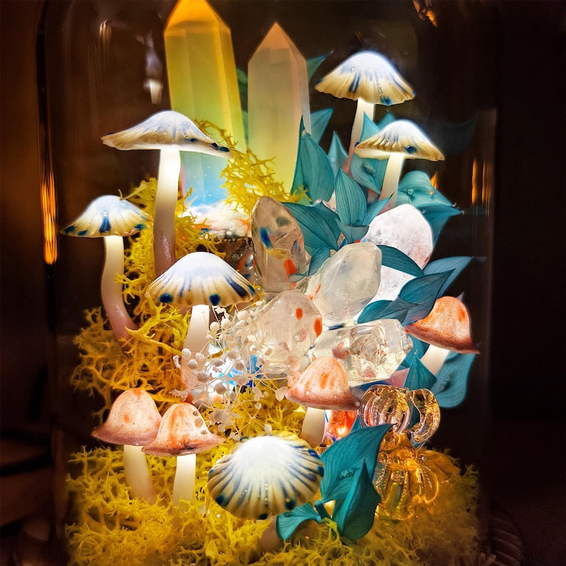 LED Mushroom & Crystal Cloche Night Light, Glass Dome Terrarium Lamp, Wooden Base, 12cm Diameter, 17.5cm Height