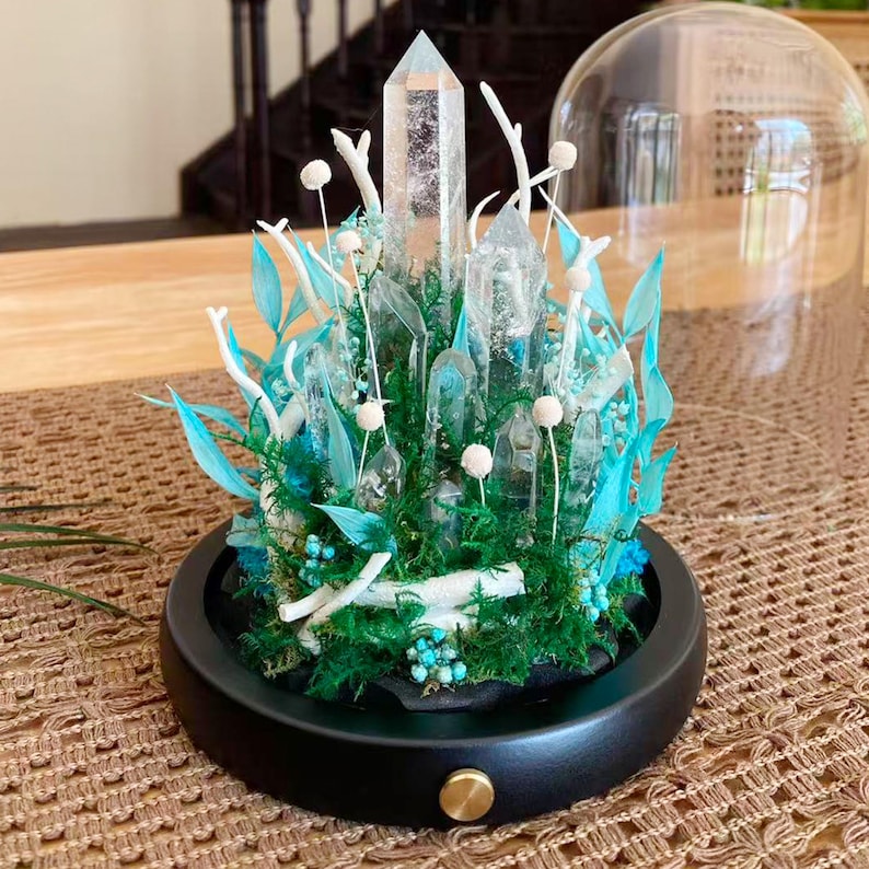 Crystal Night Light with Wooden Base, Blue Glow Fairy Tale Lamp, USB or Battery Powered, 17 cm Height