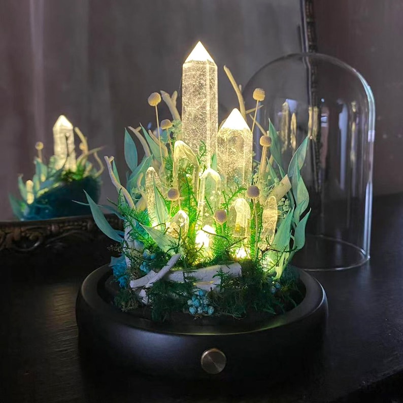 Crystal Night Light with Wooden Base, Blue Glow Fairy Tale Lamp, USB or Battery Powered, 17 cm Height