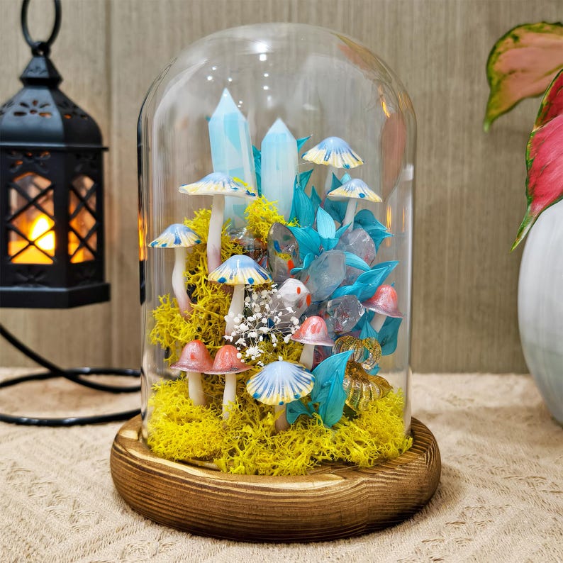 LED Mushroom & Crystal Cloche Night Light, Glass Dome Terrarium Lamp, Wooden Base, 12cm Diameter, 17.5cm Height