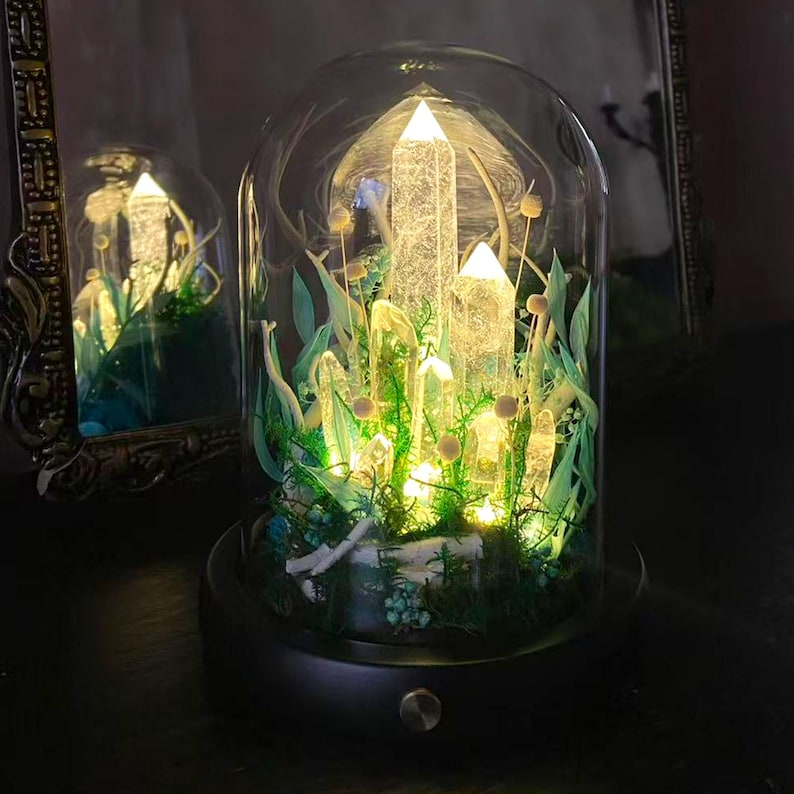 Crystal Night Light with Wooden Base, Blue Glow Fairy Tale Lamp, USB or Battery Powered, 17 cm Height