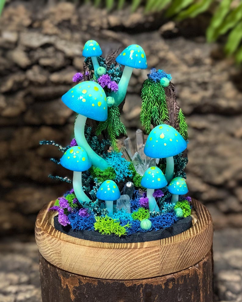 Blue-Green Mushroom Night Light with Glowing Crystal, Wooden Base & Glass Dome, Fairycore Decor, Standard 4.7 x 4.7 x 6.7 in