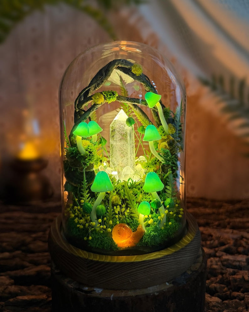Green Mushroom Lamp with Crystal and Wooden Base, Glass Dome Night Light, 4.7 x 4.7 x 6.7 in